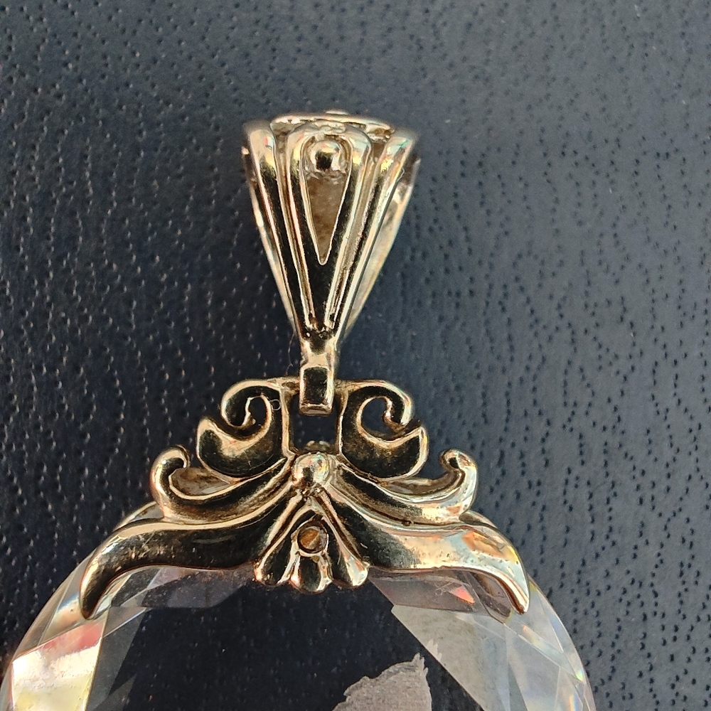 Crystal Pendant - Picture 3 of 6